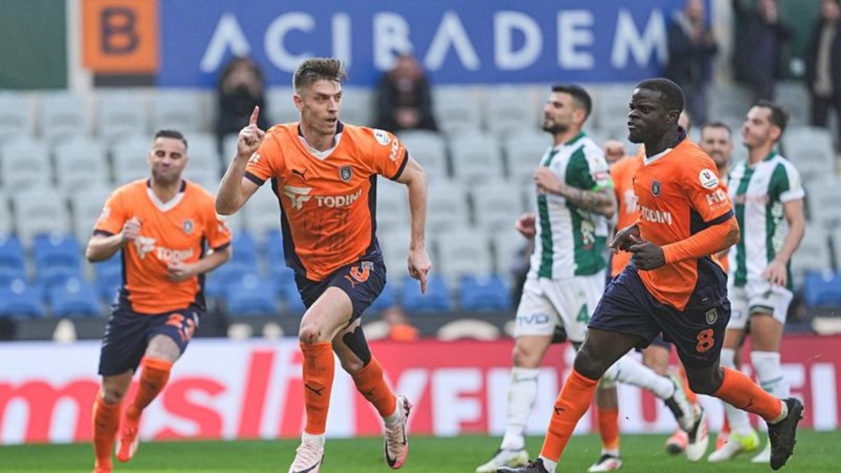 RAMS Başakşehir 1-0 TÜMOSAN Konyaspor (MAÇ SONUCU ÖZET) RAMS Başakşehir 1-0 TÜMOSAN Konyaspor (MAÇ SONUCU ÖZET)