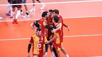 Galatasaray sezonu kupayla açtı