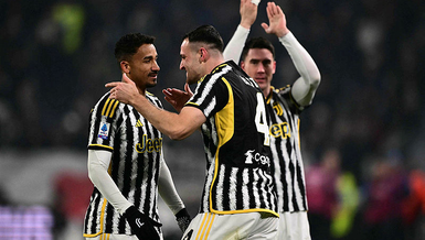Juventus 1 - 0 Napoli (MAÇ SONUCU - ÖZET)