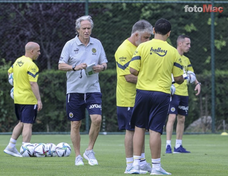 Fenerbahçe'de Jorge Jesus fırtınası! Oyuncularına böyle seslendi