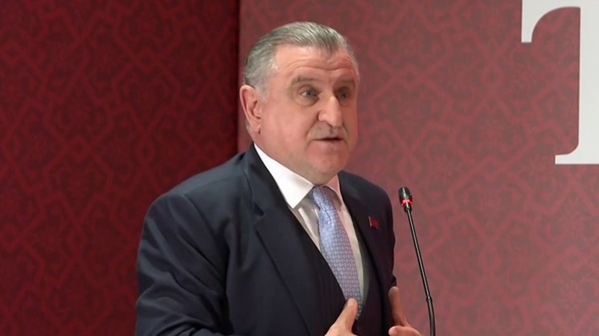 Osman Aşkın Bak: Hakemlerde kasıt olmaması lazım