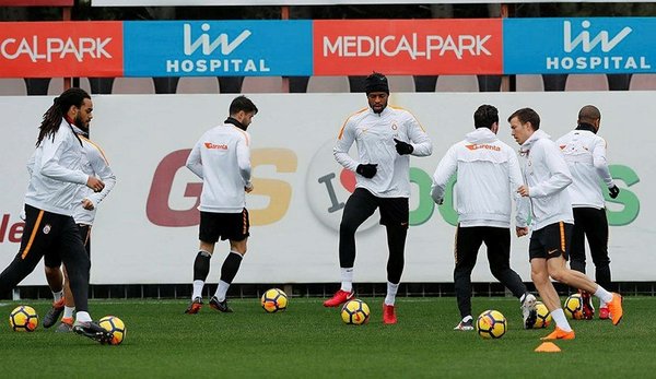 Galatasaray'da derbi hazırlıkları başladı