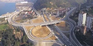 Tünellerin adı bordo ve mavi