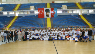 Trabzonspor'da basketbol yaz okulu sona erdi