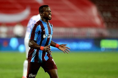 Trabzonspor’a Ogenyi Onazi’den kötü haber