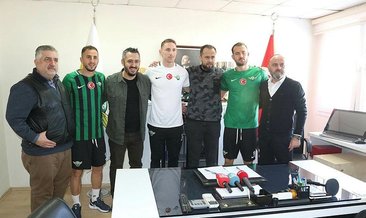 Akhisarspor'da 3 transfer için imza töreni yapıldı
