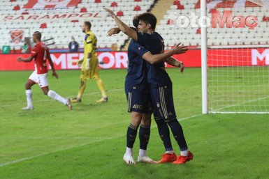 Diego Perotti'den flaş itiraf! Tehlikeli bir mahallede büyüdüm | Son dakika Fenerbahçe haberleri