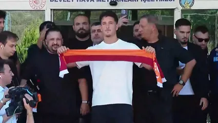Deniz Gül Galatasaray için İstanbul'da! İşte ilk sözleri