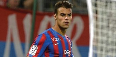Trabzonspor Damien Da Silva transferini askıya aldı