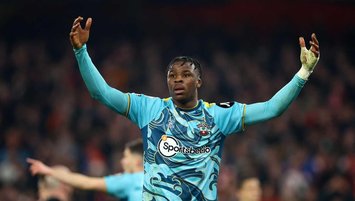 G.Saray'dan Alman panzerine kanca!