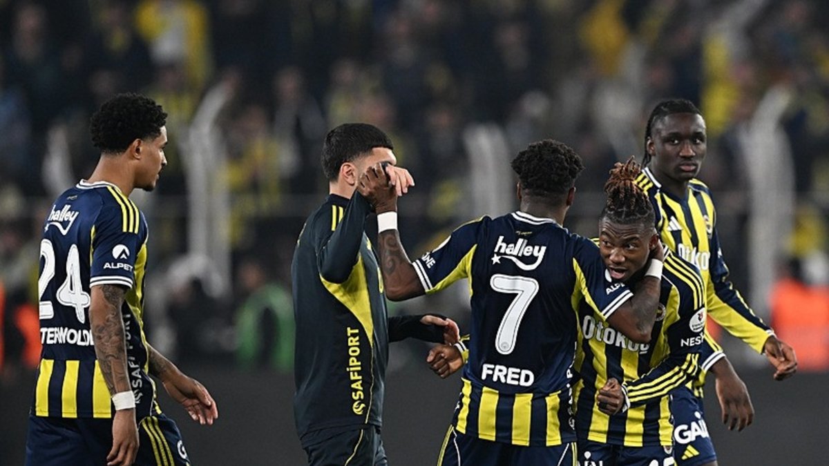 Transferde bomba gelişme! Fenerbahçe'nin yıldızına PSG kancası
