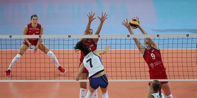 Kadınlar Voleybol Avrupa Şampiyonası’nın ilk finalisti Sıırbistan