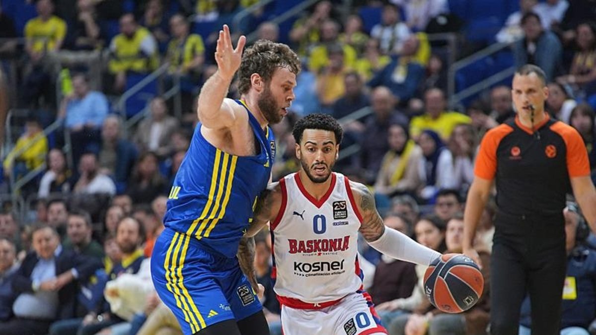 Fenerbahçe Beko 82-77 Baskonia (MAÇ SONUCU ÖZET) Fenerbahçe Beko 82-77 Baskonia (MAÇ SONUCU ÖZET)