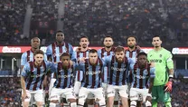 Yeniler sahneye çıktı