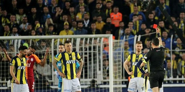 Hasan Ali Kaldırım gördüğü kırmızı kart sonrası ilk kez konuştu: "Diagne'ye dokunmadım"