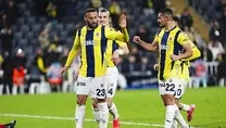 Cenk takımda kalmak istiyor