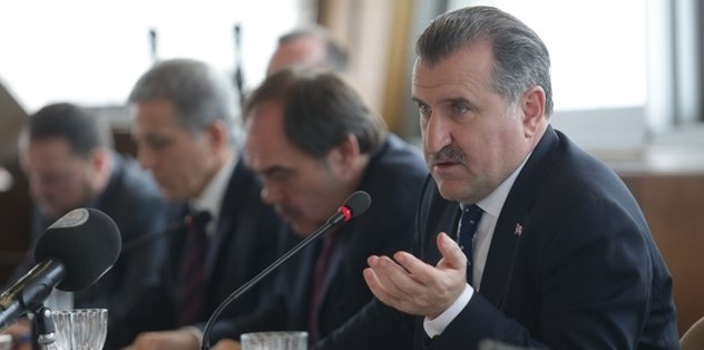 Bakan Bak, kulüp yöneticilerini kabul etti