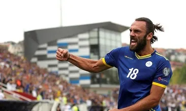 Fenerbahçe'nin yıldızı Vedat Muriç durmuyor!