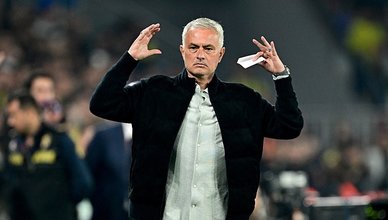 FENERBAHÇE HABERİ - Mourinho neşteri vurdu! O isimleri kulübeye çekiyor