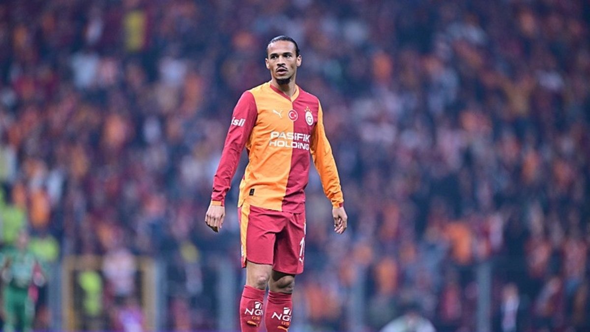 Sane’nin aklı milli takımda