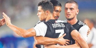 Merih'e övgü: Juventus 10 yıl stoper aramaz