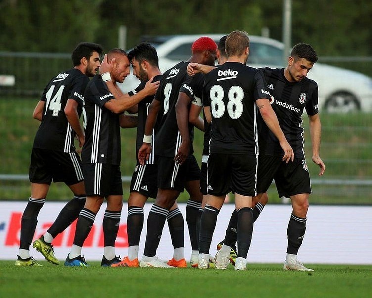 Rıdvan Dilmen Beşiktaş, Fenerbahçe ve Galatasaray'ın transfer gündemini değerlendirdi
