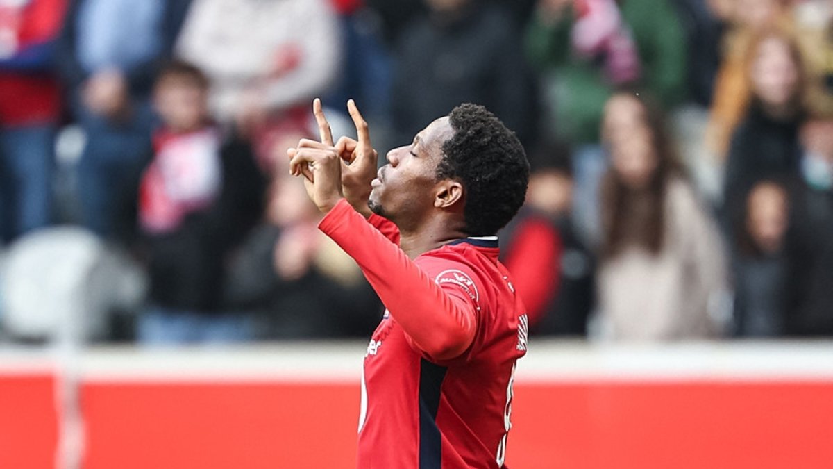 Jonathan David'den transfer kararı! Fenerbahçe ve Galatasaray... Jonathan David'den transfer kararı! Fenerbahçe ve Galatasaray...