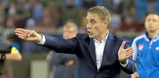 Ersun Yanal ilk peşinde