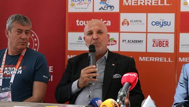 Alanya’da Çavuşoğlu mutlu