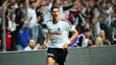 Mario Gomez’den gollü veda
