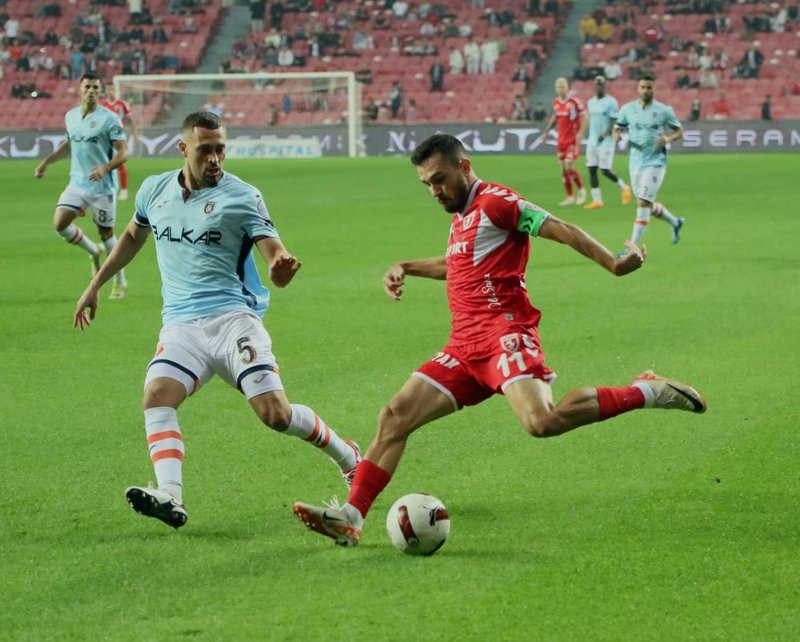 samsunspor-basaksehir-maci-canli-ne-zaman-saat-kacta-ve-hangi-kanalda-1765694103793.jpeg Samsunspor-Başakşehir maçları