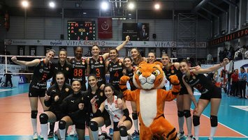 Eczacıbaşı set vermedi: 3-0