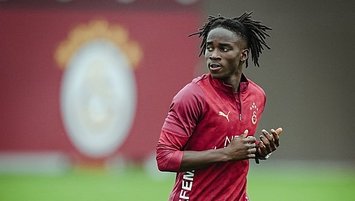 Nhaga ilk idmanına çıktı