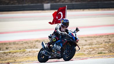 Razgatlıoğlu: Hayalimi yaşıyorum