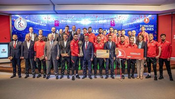 'Zirvede kalacağız'