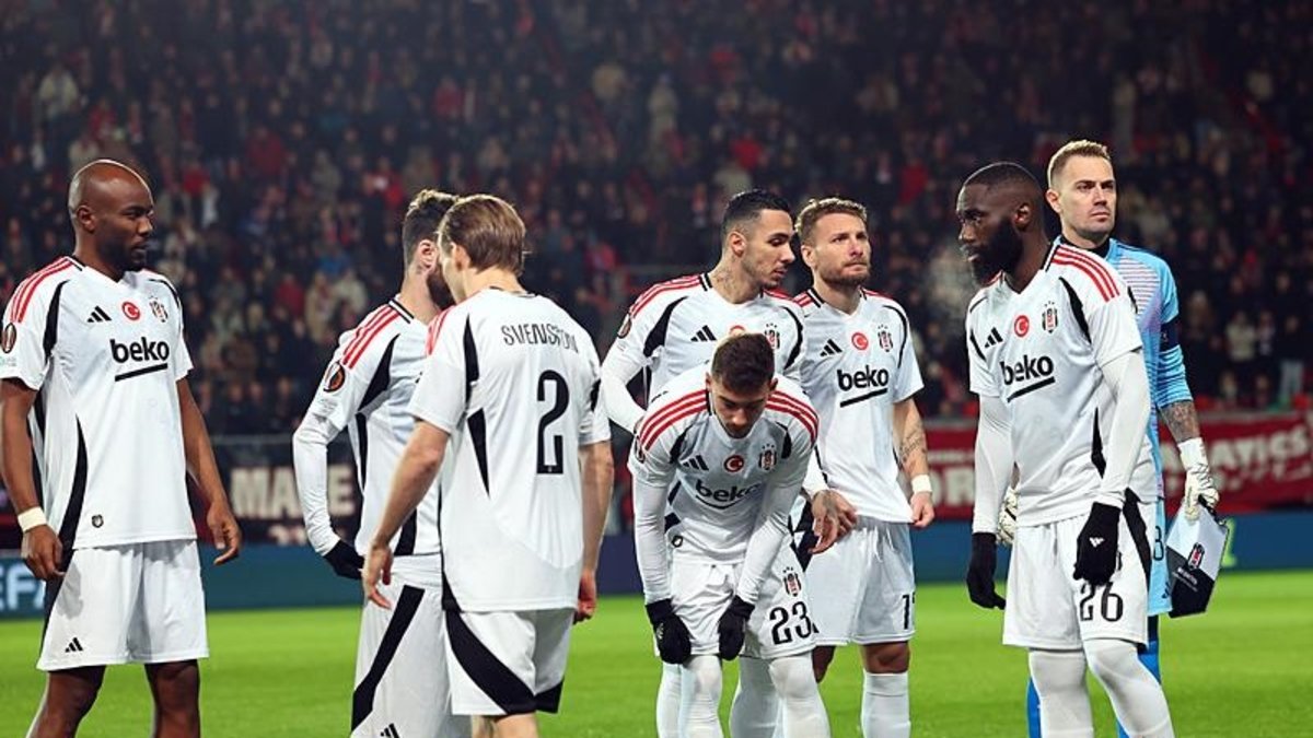 Twente 1-0 Beşiktaş (MAÇ SONUCU ÖZET) Twente 1-0 Beşiktaş (MAÇ SONUCU ÖZET)