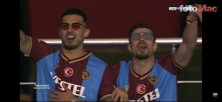Trabzonspor'da Uğurcan ve Dorukhan'dan şarkı performansı! Sahneyi salladılar