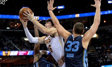 Cedi'den Grizzlies'e karşı 10 sayı, 7 ribaunt