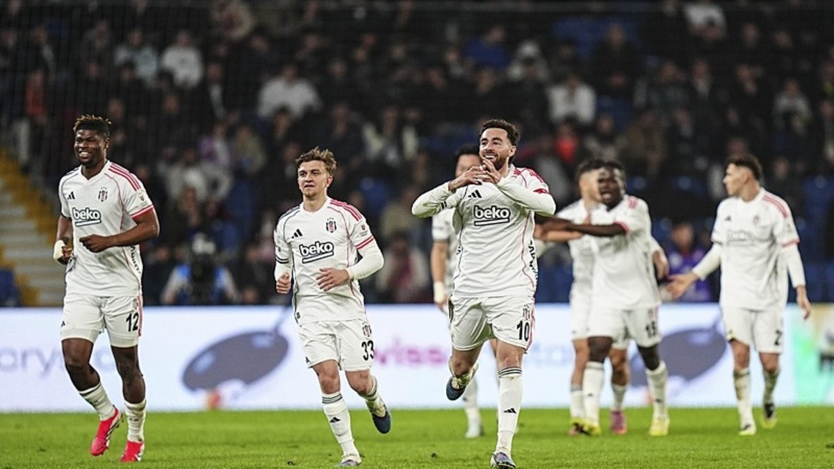 Beşiktaş Başakşehir'de 90+7'de 3 puanı kaptı: İşte maçın özeti