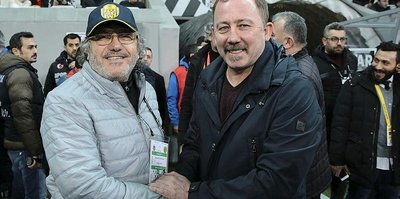 Mustafa Reşit Akçay: Sahada ayakta durduk
