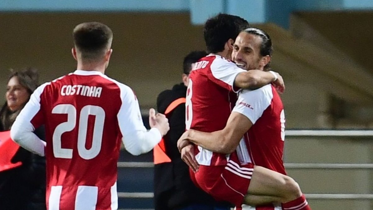 Yusuf Yazıcı dosegel zadetek ob zmagi Olympiakosa v grškem superpokalu