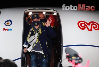 İngiltere'den flaş iddia! Mesut Özil transferinin ardından Falcao...