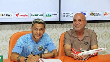 Alanyaspor'dan çifte imza