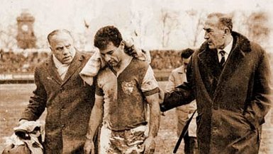 Galatasaray Gündüz Kılıç'ı andı