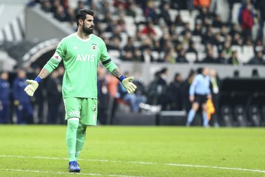 Volkan Demirel: Lefter’in kemiklerini sızlatmayın!