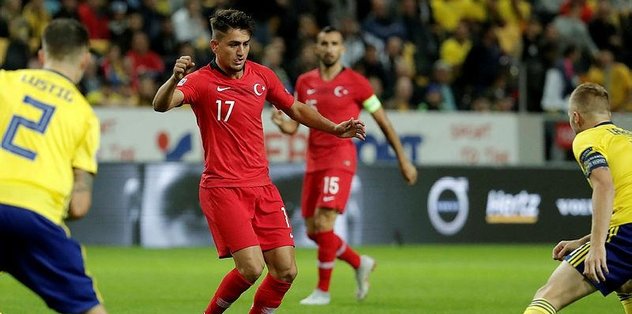 Cengiz Ünder 5 hafta forma giyemeyecek
