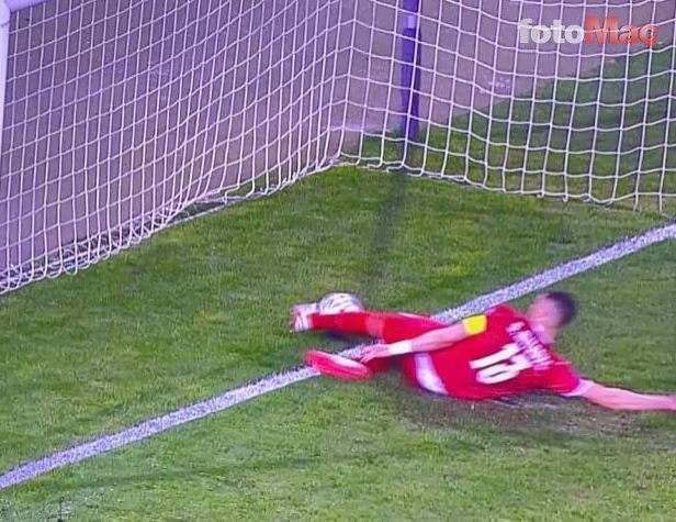 Son dakika spor haberi: Sırbistan-Portekiz maçına hakem hatası damga vurdu! Ronaldo çılgına döndü