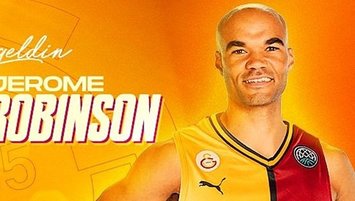 Robinson da imzaladı