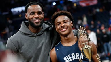 LeBron James'in oğlu Bronny basketbola geri dönüyor