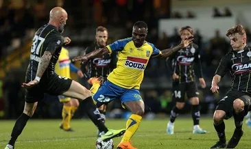 Emenike tutunamadı